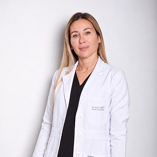 Retrato de la Dra. Paula Esteley